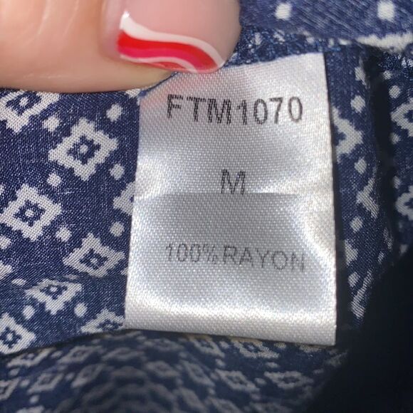 ✨ THML ANTHROPOLOGIE boho gypsy embroidered top✨ - Picture 8 of 9